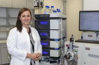 Prof. Dr. Barbara Sitek in ihrem Labor an der Ruhr-Universität Bochum